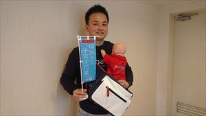 ワンスレッド1(パパバックと半田真哉社長)_R.jpg
