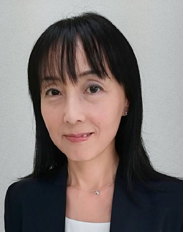 新田　慶子