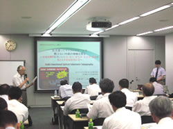 産学交流サロン風景